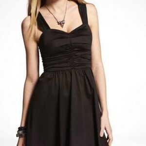 Express Black Pleated Corset A-line Mini Dress Empire Waist Sateen Cotton Sz 8